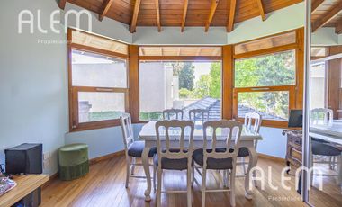 Casa en venta en Monte Grande - zona residencial