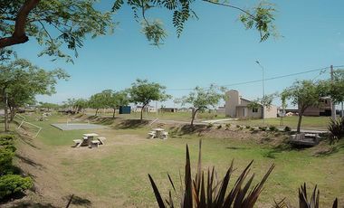 Terreno en esquina en EcoPueblo, Alvear