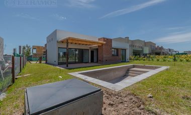 Casa en venta en el Barrio Vistas, PUERTOS / ESCOBAR