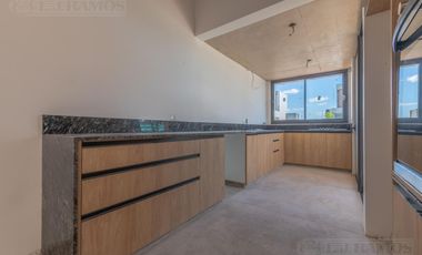 Casa en venta en el Barrio Vistas, PUERTOS / ESCOBAR