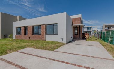 Casa en venta en el Barrio Vistas, PUERTOS / ESCOBAR
