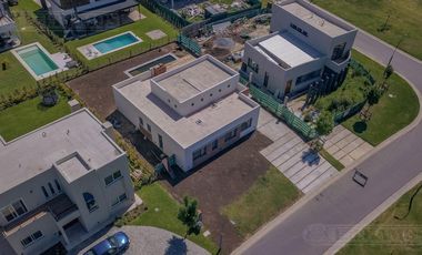 Casa en venta en el Barrio Vistas, PUERTOS / ESCOBAR