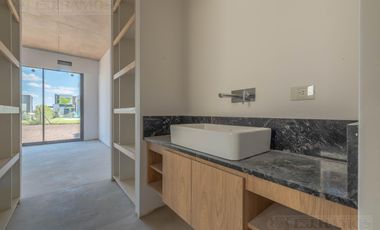 Casa en venta en el Barrio Vistas, PUERTOS / ESCOBAR