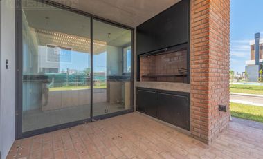 Casa en venta en el Barrio Vistas, PUERTOS / ESCOBAR