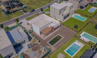 Casa en venta en el Barrio Vistas, PUERTOS / ESCOBAR