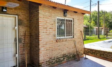 3 dormitorios con jardín y parrillero