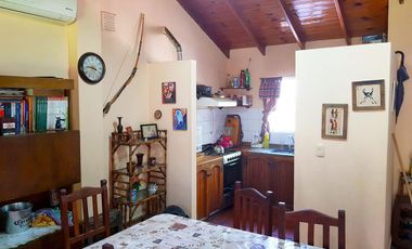 3 dormitorios con jardín y parrillero