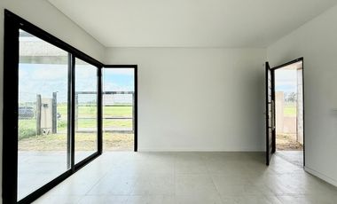 Venta casa de 2 dormitorios con piscina en EcoTierra, Pueblo Esther