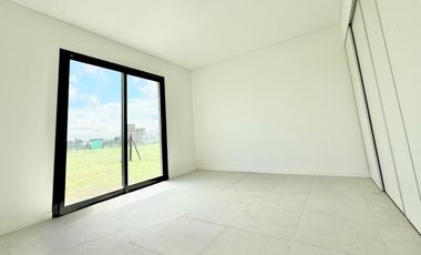 Venta casa de 2 dormitorios con piscina en EcoTierra, Pueblo Esther