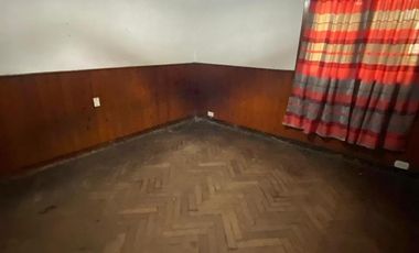 Casa de 3 ambientes en venta en Quilmes Oeste
