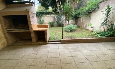 Casa de 3 ambientes en venta en Quilmes Oeste