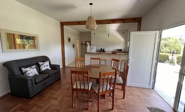 Casa en  alquiler temporario hasta 8 personas