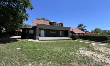 Casa en  alquiler temporario hasta 8 personas