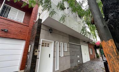 Departamento PH tres ambientes planta baja con cochera en Venta en Bernal