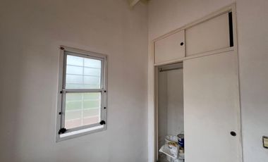 Departamento PH tres ambientes planta baja con cochera en Venta en Bernal