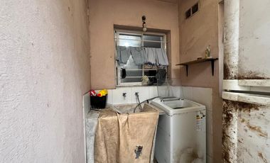 Departamento PH tres ambientes planta baja con cochera en Venta en Bernal