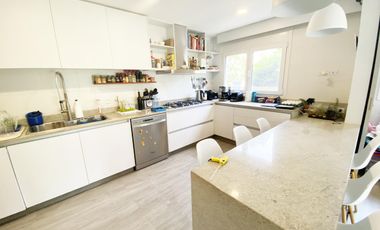 Departamento tipo Casa en venta - 3 Dorm en Suite - Terrazas - Pileta - Acassuso