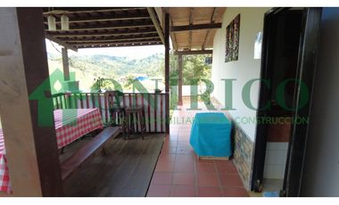 FINCA EN VENTA EN MARINILLA