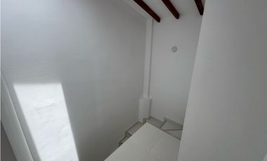 SE VENDE APARTAMENDO DUPLEX EN LA CEJA SECTOR CERCA AL VIVA