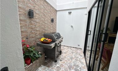 SE VENDE CASA EN LA CEJA EN UNIDAD CERRADA AGUA FRESCA CERCA AL VIVA