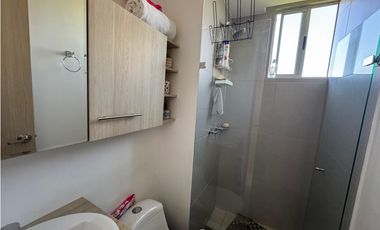 Vendo apartamento con hermosa vista verde