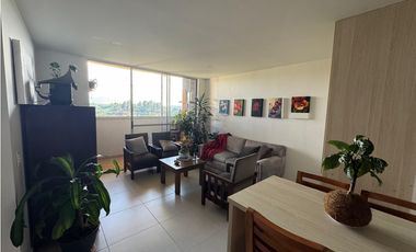 Vendo apartamento con hermosa vista verde