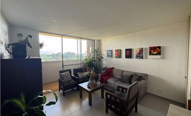 Vendo apartamento con hermosa vista verde