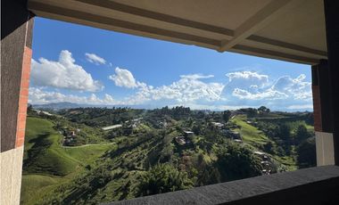 Vendo apartamento con hermosa vista verde