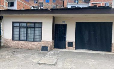 VENTA CASA EN JUAN PABLO 2° YUMBO