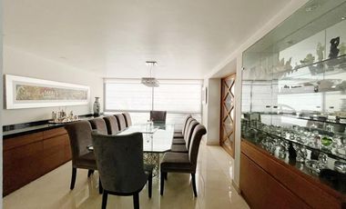 VENTA CASA AMUEBLADA BOSQUES DE LAS LOMAS