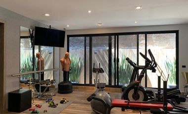 VENDO HERMOSA CASA AMUEBLADA DE SUPER LUJO EN INTERLOMAS