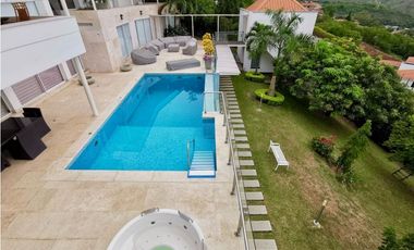 Casa campestre en venta en condominio - Dapa Yumbo Cali Valle Colombia