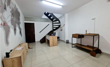VENTA OFICINA DUPLEX AL LADO OVIEDO , POBLADO