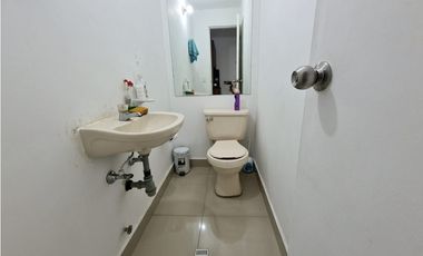 VENTA OFICINA DUPLEX AL LADO OVIEDO , POBLADO