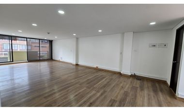 ARRIENDO EDIFICIO DE OFICINAS EN ZONA URBANA DE CHIA (IC)