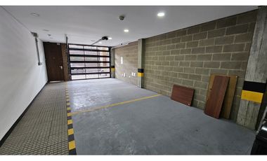 ARRIENDO EDIFICIO DE OFICINAS EN ZONA URBANA DE CHIA (IC)