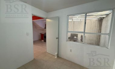 CASA EN VENTA EN VILLAS DEL SAUCE EN SAN ANTONIO LA ISLA