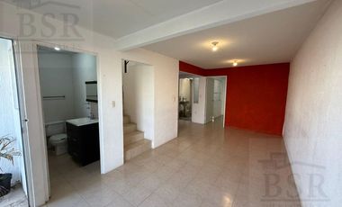 CASA EN VENTA EN VILLAS DEL SAUCE EN SAN ANTONIO LA ISLA