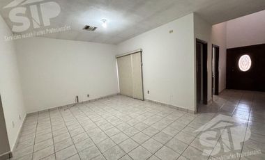 Casa - Fraccionamiento Bugambilias