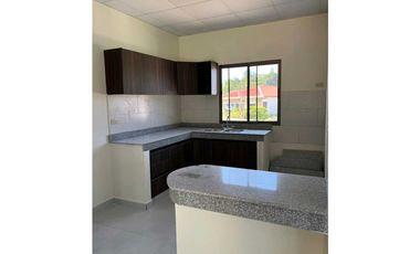 SE VENDE CASA EN SANTIAGO