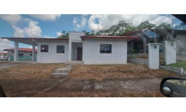 SE VENDE CASA EN SANTIAGO