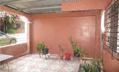 OPORTUNIDAD DE VIVIR EN LA CIUDAD CASA EN VENTA DE 305 m2