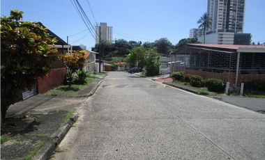 OPORTUNIDAD DE VIVIR EN LA CIUDAD CASA EN VENTA DE 305 m2