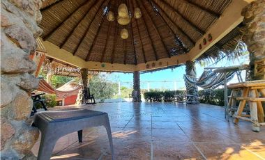 VENTA EN GORGONA, HERMOSA PROPIEDAD EN UN PARAISO ESCONDIDO