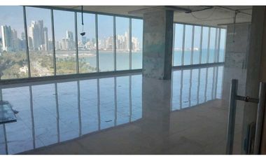 OFICINA EN AVENIDA BALBOA OFFICE CENTER 180M2 VISTA AL MAR