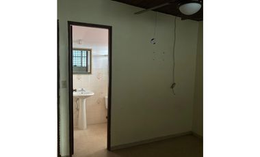 ALQUILO CASA EN COLINAS DE DORASOL