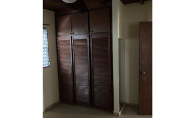 ALQUILO CASA EN COLINAS DE DORASOL