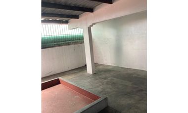 ALQUILO CASA EN COLINAS DE DORASOL