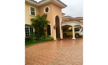 VENTA CASA EN COSTA DEL ESTE EN COSTA BAY