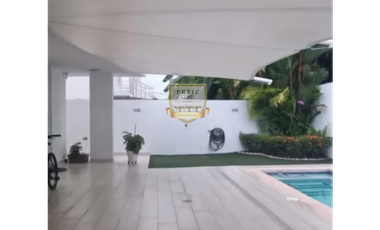 ALQUILER DE EXCELENTE CASA EN COSTA SUR